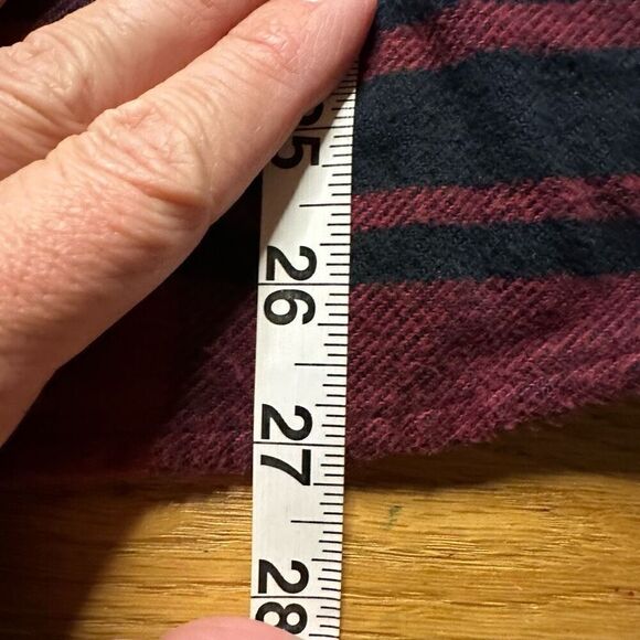 Levi’s men’s flannel red and navy medium - Picture 6 of 6